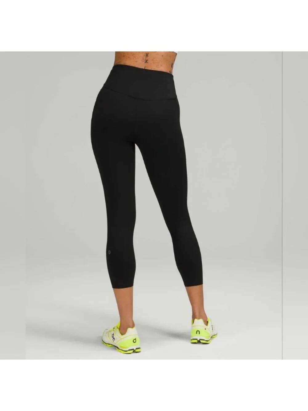 Lululemon Base Pace High-Rise Crop 23